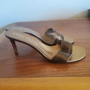 EUC Anne Klein Mule heels